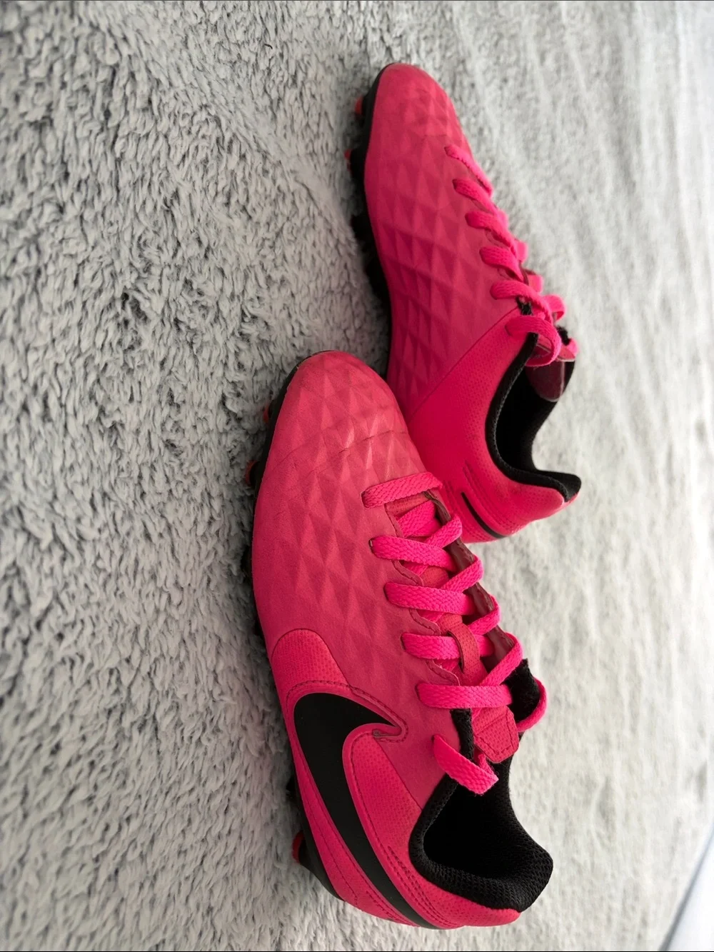 Pink Nike Jr “Tiempo” Soccer Cleats Kids Size 11